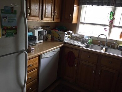 29 Edwards St, Colebrook, NH 03576 - photo 3