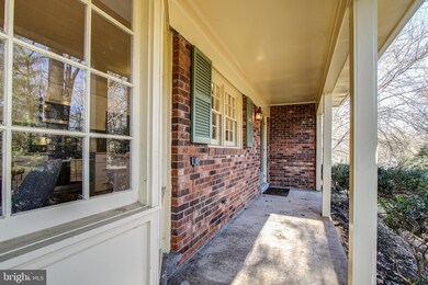 12314 Myterra Way, Herndon, VA 20171 - photo 3