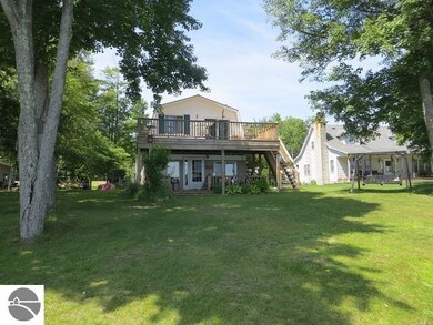 642 N Lakeview Dr, Hale, MI 48739 - photo 3