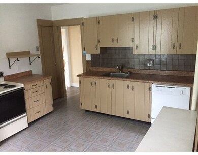 28 Call St, Chicopee, MA 01013 - photo 7