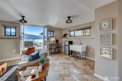 4013 E Lake Sammamish Shore Ln SE, Sammamish, WA 98075 - photo 6