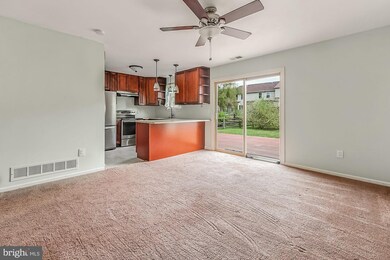 369 Kent Ln, Perkasie, PA 18944 - photo 6