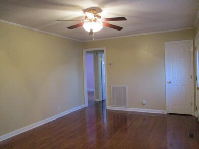 104 Lakeshore Dr, McMinnville, TN 37110 - photo 5