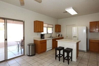 Kitchen2