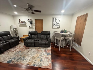 6037 Livingroom