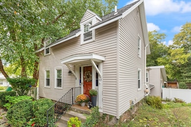 62 E Plain St, Wayland, MA 01778 - photo 3