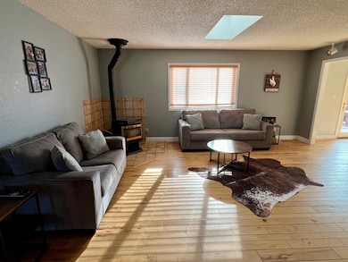 4306 Cheyenne Dr, Laramie, WY 82072 - photo 5