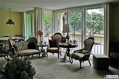 Living Room with Balcony and views of Bixby Park
