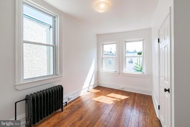 2224 Reed St, Philadelphia, PA 19146 - photo 7