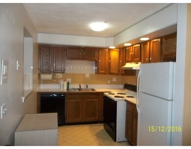 14 Williamsburg Ct unit 4, Shrewsbury, MA 01545 - photo 5