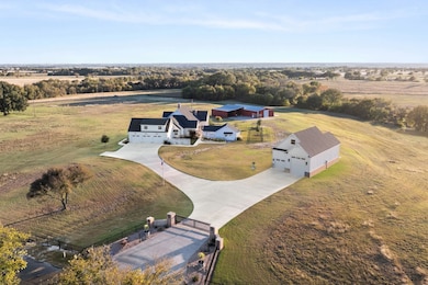 714 Bethel Rd, Waxahachie, TX 75167 - photo 2