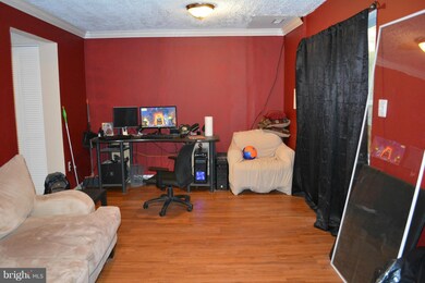 1286 Holmespun Dr, Pasadena, MD 21122 - photo 3