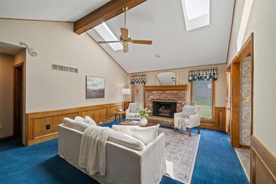 8592 Caenen Lake Ct, Lenexa, KS 66215 - photo 5