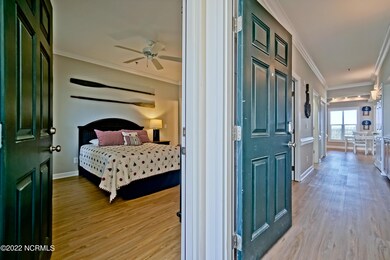 4th bedroom and Foyer