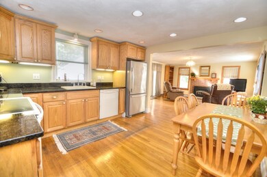 3 Paula Ave, Stoneham, MA 02180 - photo 4