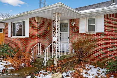 705 Regina Pkwy, Toledo, OH 43612 - photo 4