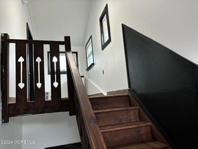 85 1st St unit Third Floor, Keyport, NJ 07735 - photo 4