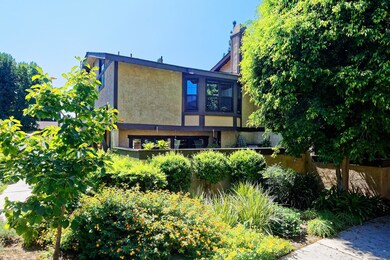 8225 Mason Ave D Winnetka CA-large-004-0