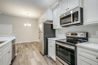 2905 Cardinal Dr unit A, Ennis, TX 75119 - photo 6