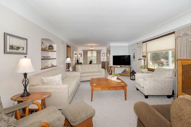 807 Maple St, Manistee, MI 49660 - photo 5