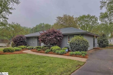 126 Seabury Dr, Greenville, SC 29615 - photo 2