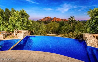 Camelback Mtn View From Pool