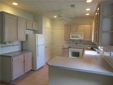 73 Orchard Meadows Dr, Smithfield, RI 02917 - photo 5