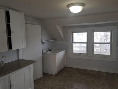 50 Walnut St, Claremont, NH 03743 - photo 3