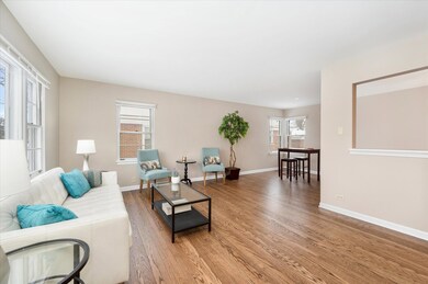 unlisted-address, Elmhurst, IL 60126 - photo 2