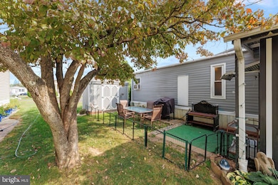 2304 Brownsville Rd unit P11, Feasterville Trevose, PA 19053 - photo 3