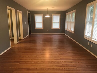 801 Peddie St, Houston, TX 77008 - photo 7