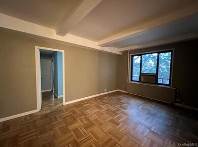 1735 Purdy St unit 2B, Bronx, NY 10462 - photo 6
