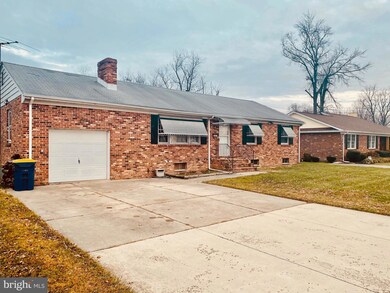 1011 Washington St, New Castle, DE 19720 - photo 2