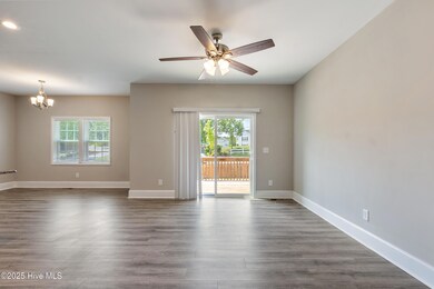 830 Ducks Landing, Aberdeen, NC 28315 - photo 6