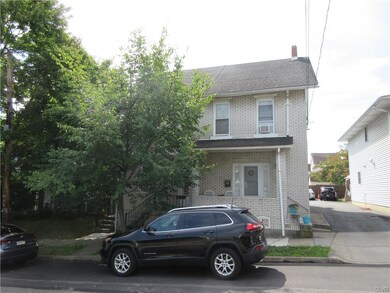 11 W Fairview St, Bethlehem, PA 18018 - photo 2