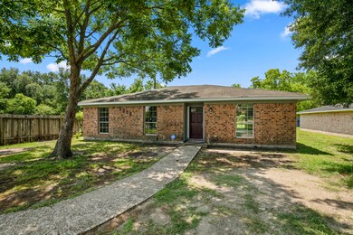 2835 Rigel Rd, Houston, TX 77088 - photo 3