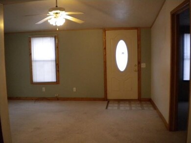 2801 Warren St, Elkhart, IN 46516 - photo 6