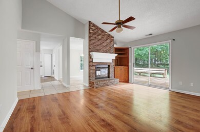 1709FieldViewRoad-05