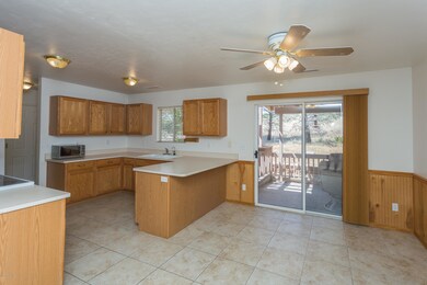 006_Dining Room