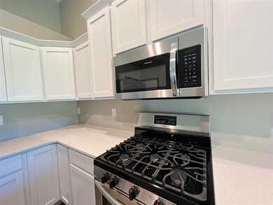 434 Dawson Dr, West Branch, IA 52358 - photo 3