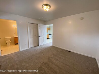 465 Russell St, Craig, CO 81625 - photo 6