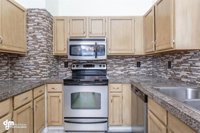 27-Kitchen-1610