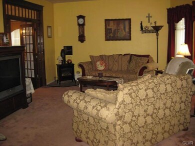 416 Mahoning St, Lehighton, PA 18235 - photo 3