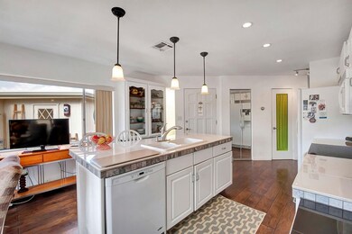 Kitchen Island