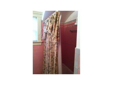 5 Hart St, Middletown, RI 02842 - photo 3