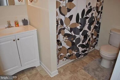 9516 Sea Gull Ct, North Beach, MD 20714 - photo 5