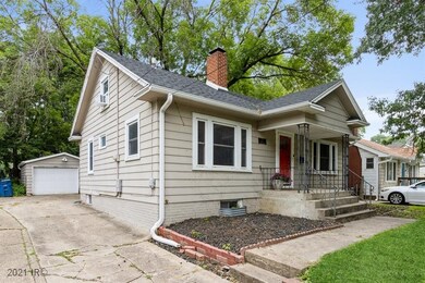 1727 Northwest Dr, Des Moines, IA 50310 - photo 2