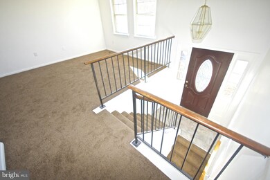 8802 Rosanne Ct, Clinton, MD 20735 - photo 3