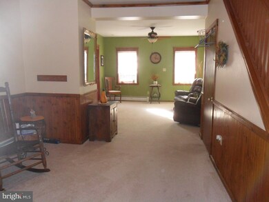 700 N Warren St, Orwigsburg, PA 17961 - photo 7