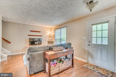 205 Eaton Ct, Stafford, VA 22554 - photo 5